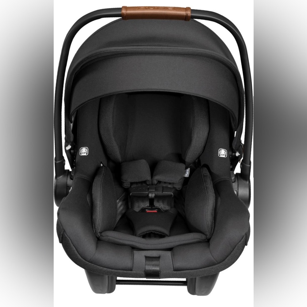 Nuna Pipa Lite RX Infant Car Seat and RELX base